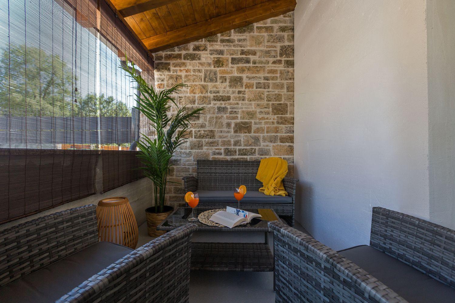 Strandnahes, Modernes Mit Privater Terrasse, Grill - Nur 250 Meter Zum Porec
